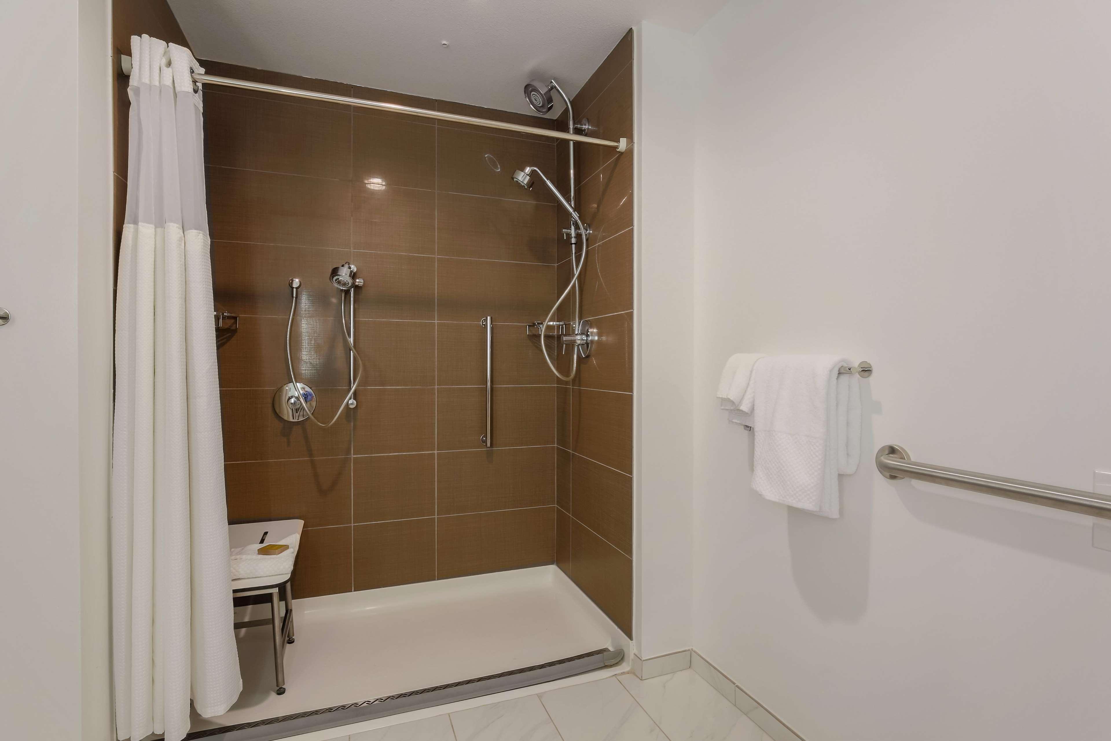 Doubletree Suites By Hilton Hotel Sacramento - Ранчо-Кордова Екстер'єр фото