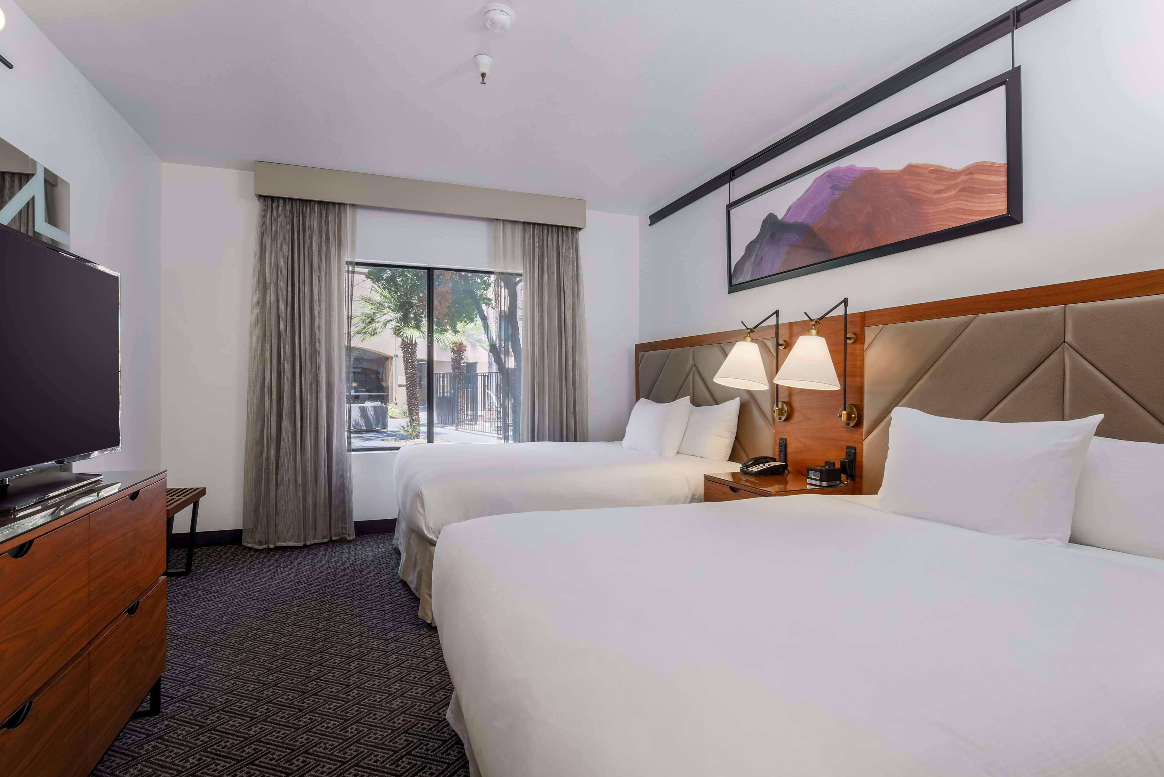 Doubletree Suites By Hilton Hotel Sacramento - Ранчо-Кордова Екстер'єр фото