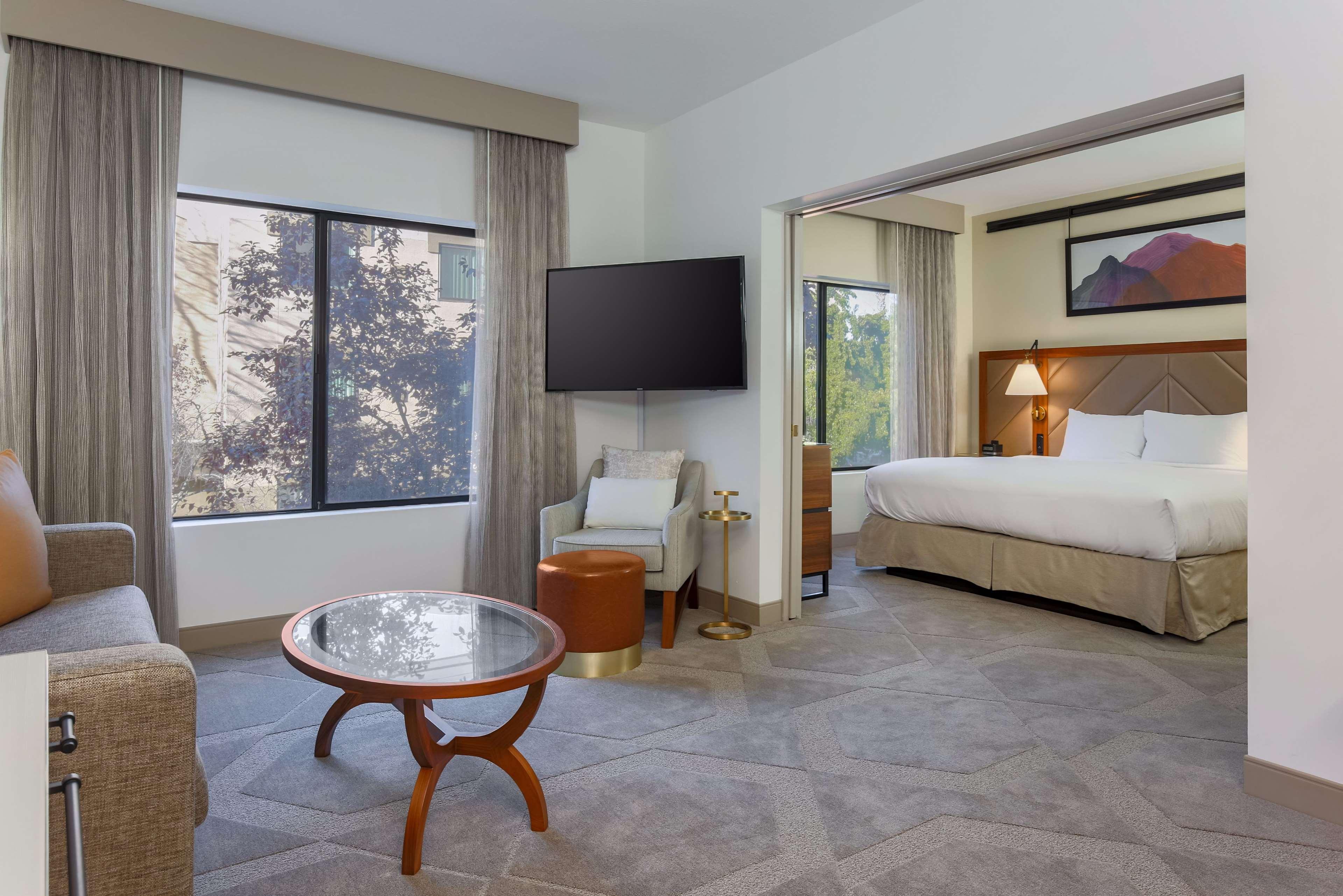 Doubletree Suites By Hilton Hotel Sacramento - Ранчо-Кордова Екстер'єр фото